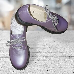 Dr martens lilac shoes size 6L